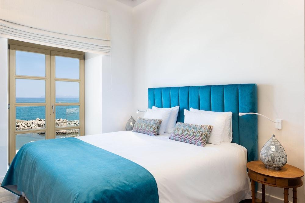 Avra Apartments Kolymbari Harbour Exterior photo